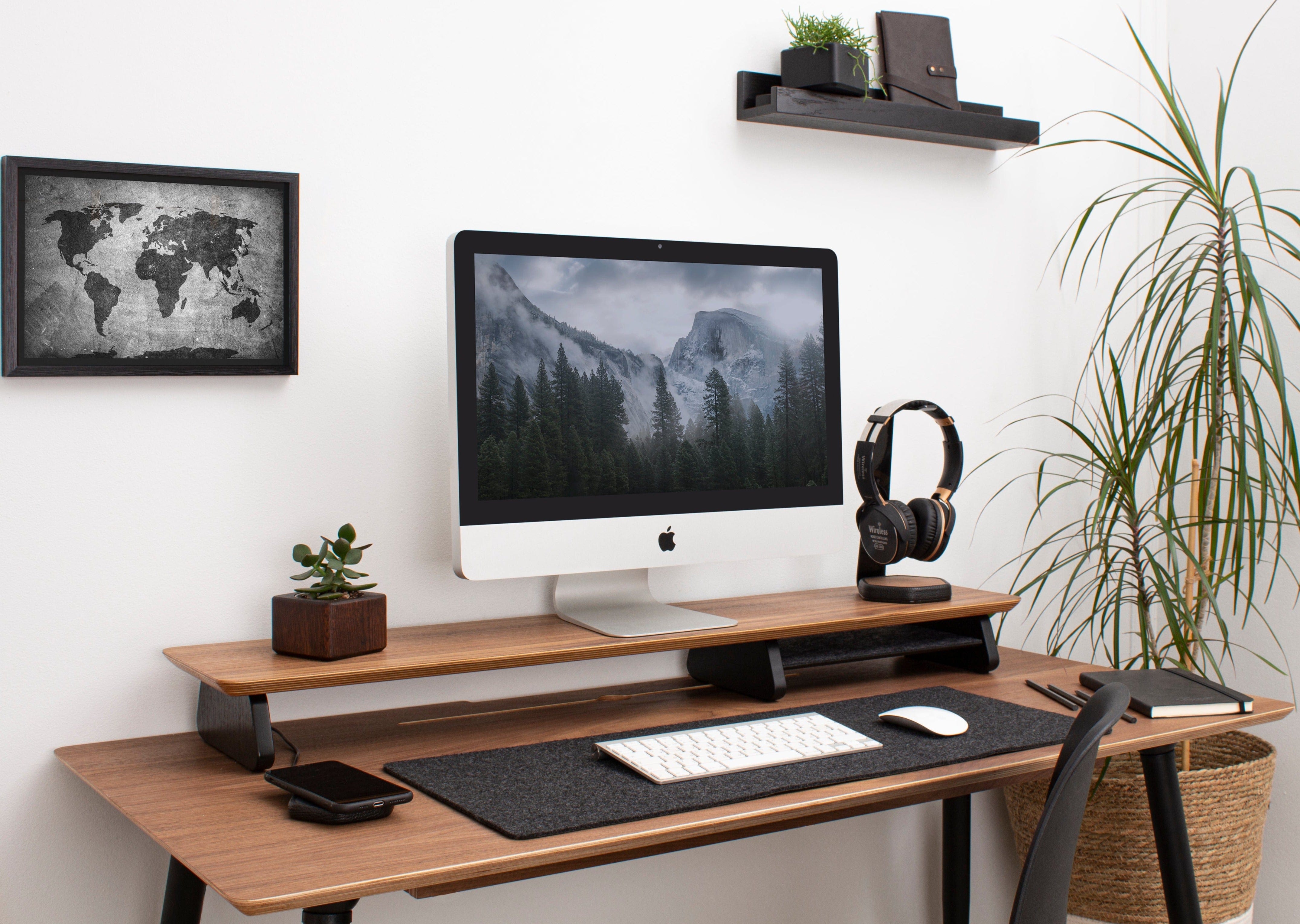 Monitor Stand (walnut)
