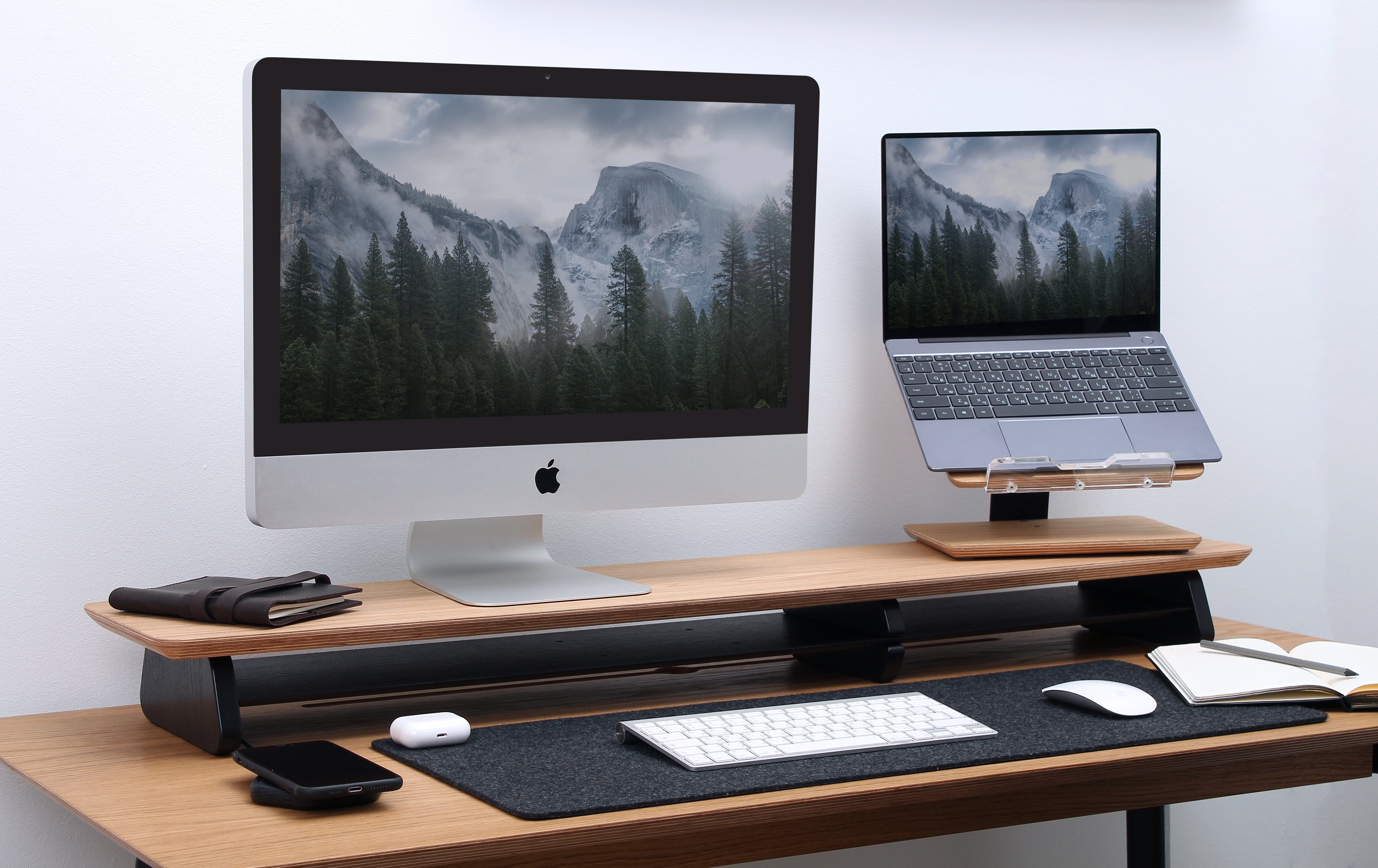 Monitor stand with shelf