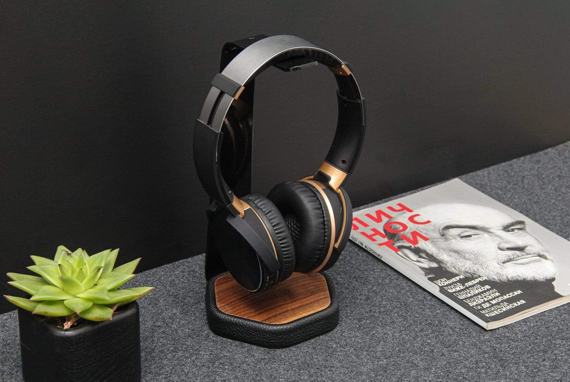 Metal Headphone Holder