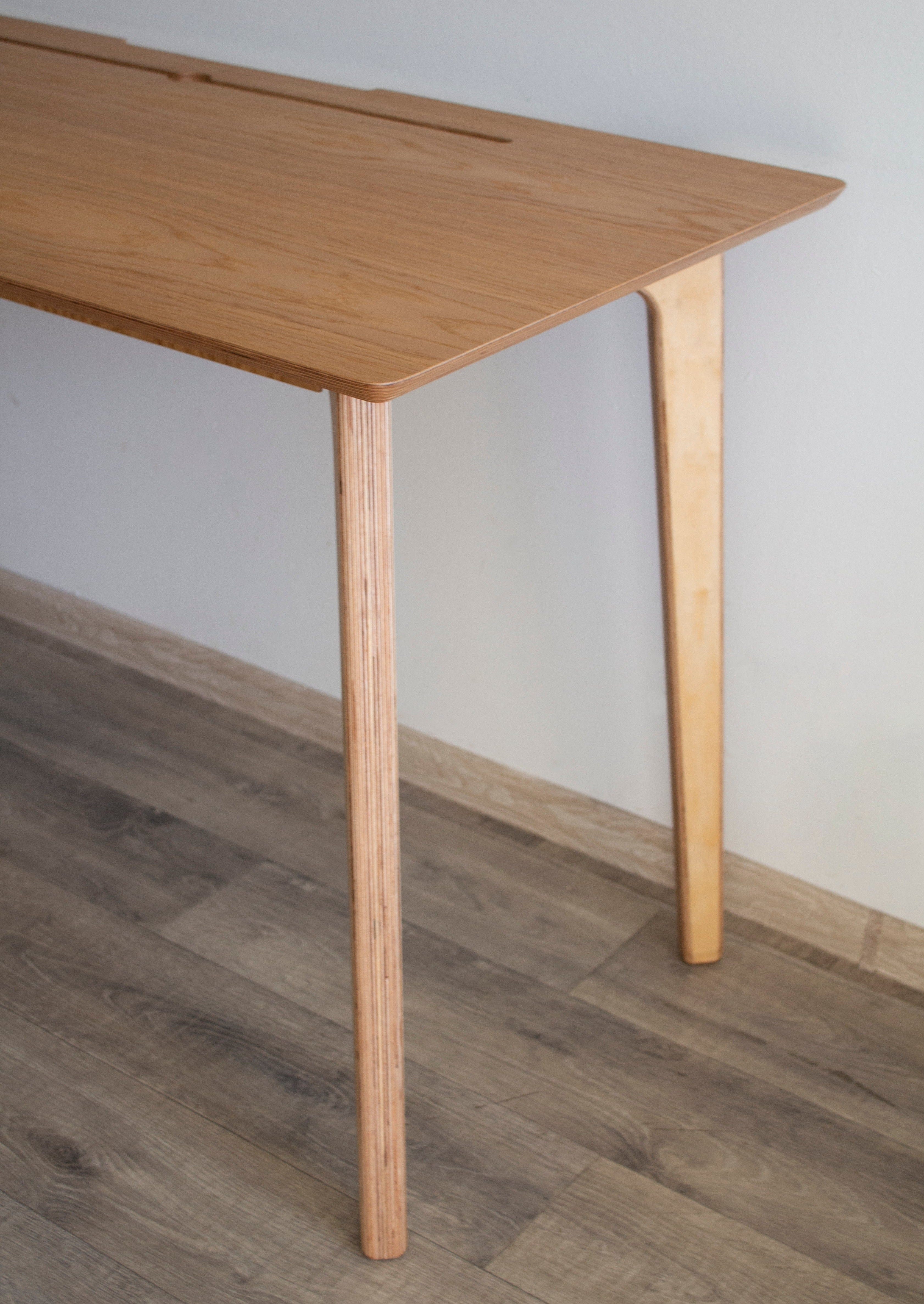 Bureau en bois de chêne