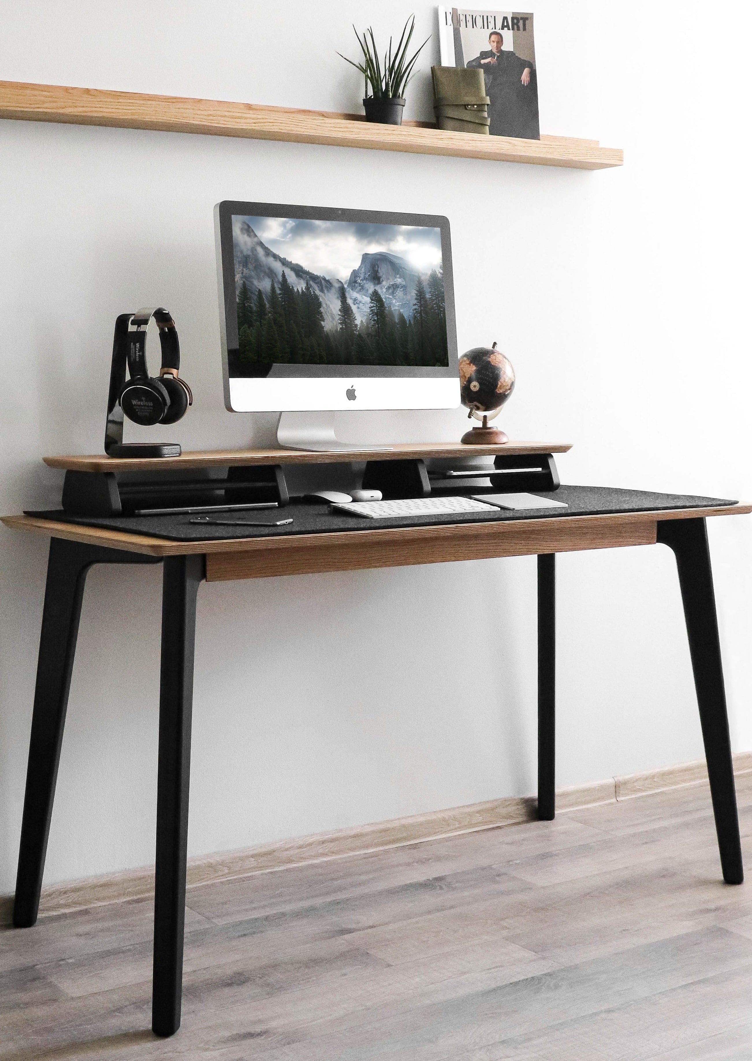Schreibtisch aus Eichenholz